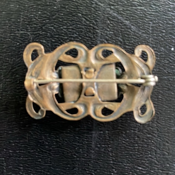 Vintage Amber Brooch with Floral Design - Picture 2 of 2